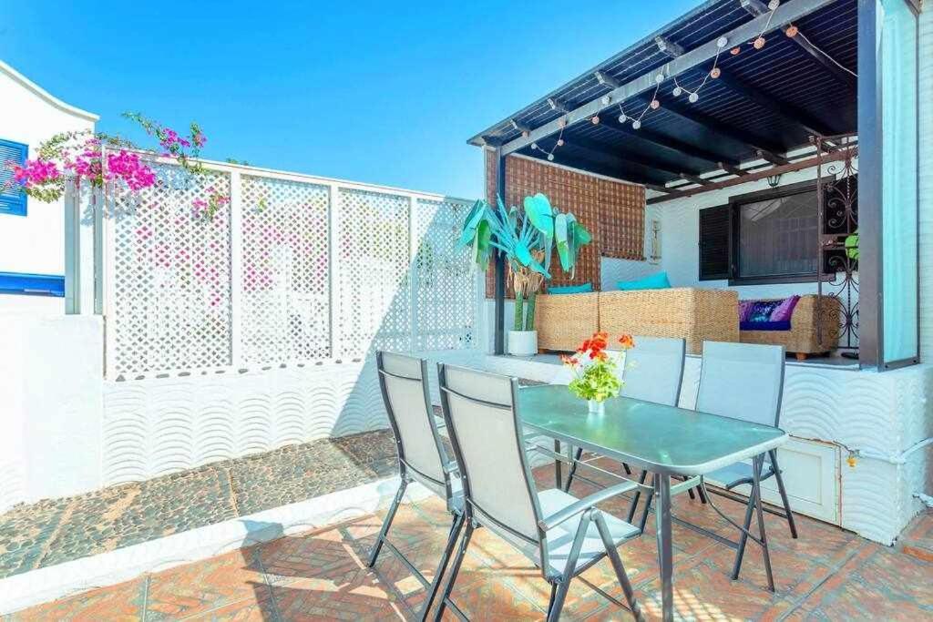 Summer Dreams Beach House Playa Honda  Ngoại thất bức ảnh