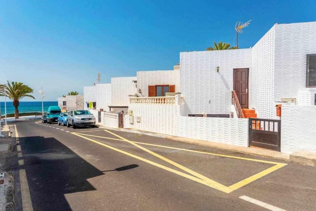 Summer Dreams Beach House Playa Honda  Ngoại thất bức ảnh